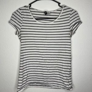 Black & White Tshirt